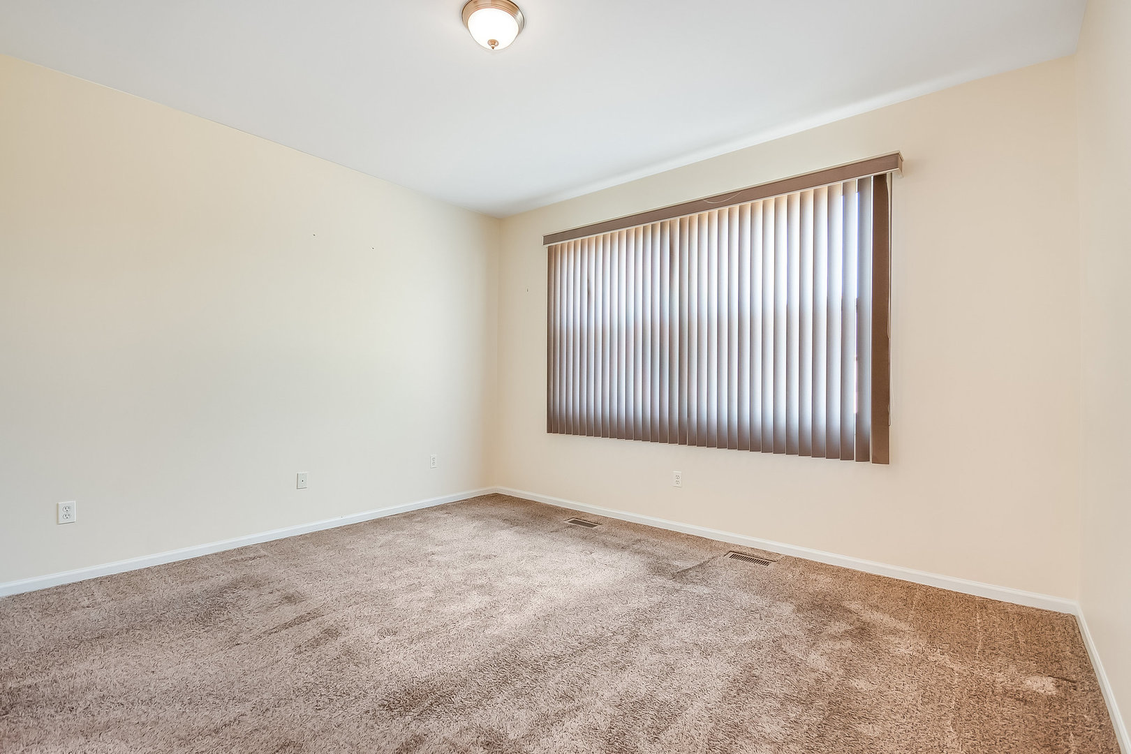 1565 W Cadillac Circle Unit: 0
