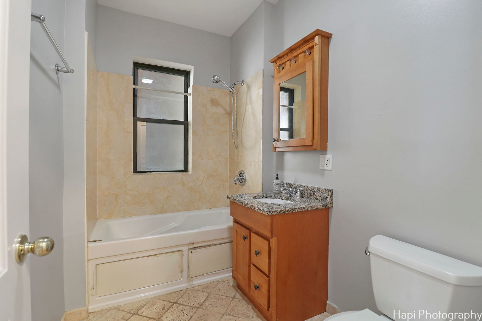 4018 N Spaulding Avenue Unit: 1