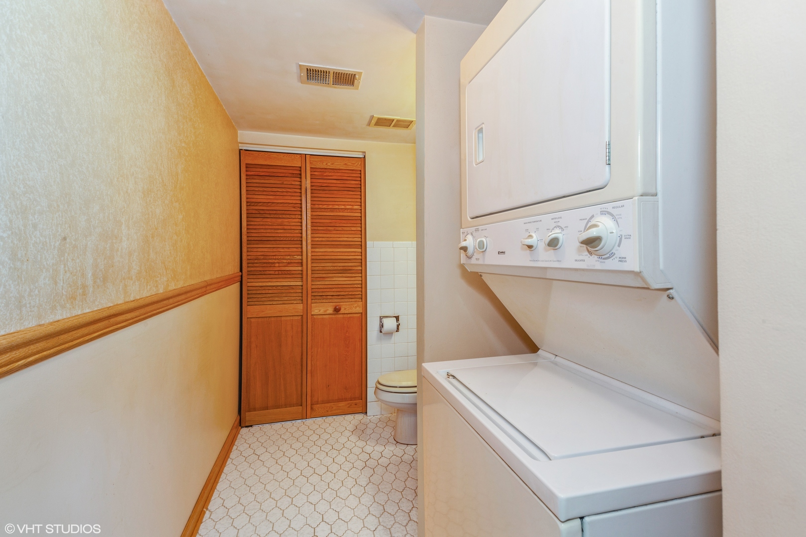 502 Redondo Drive Unit: 209