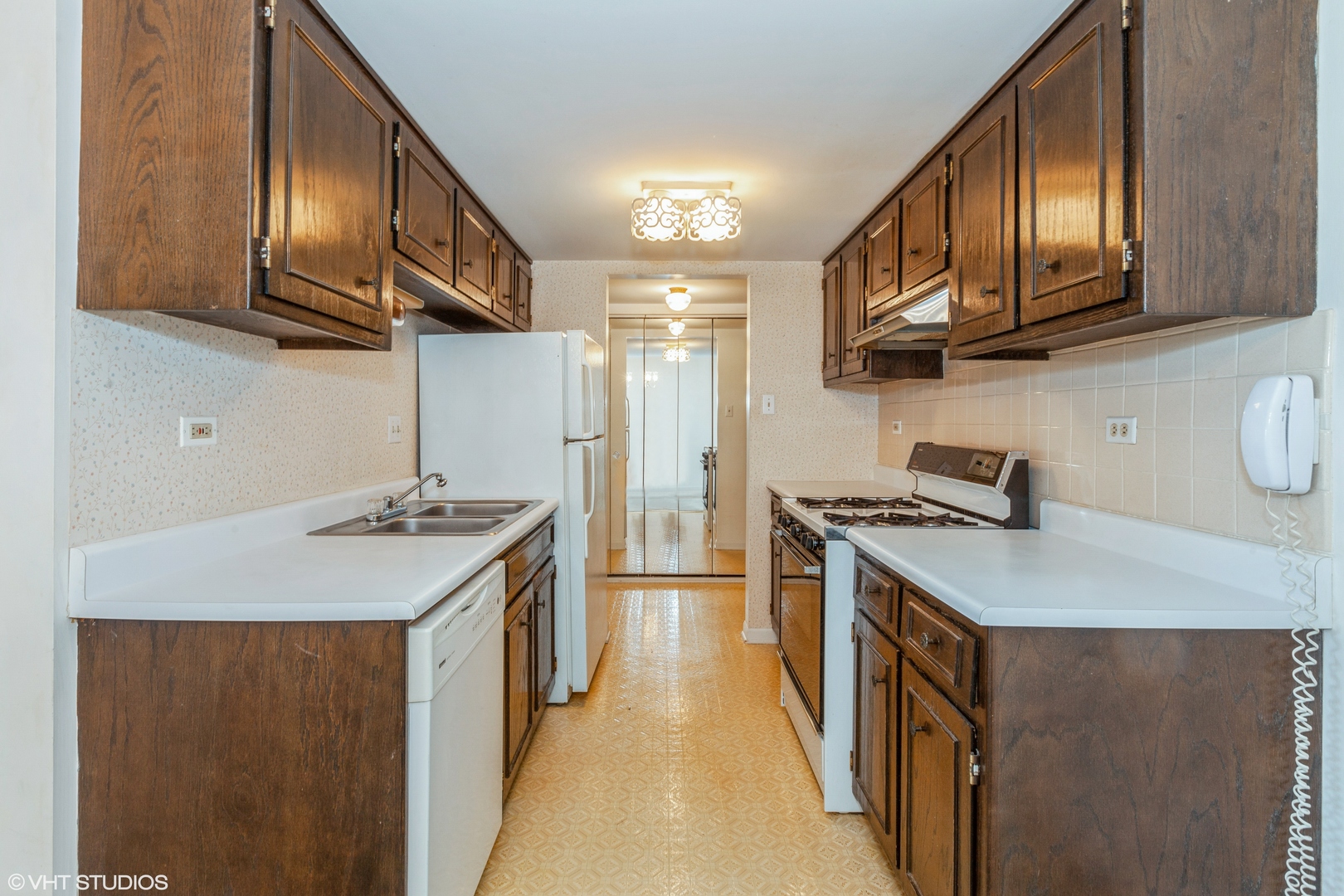 502 Redondo Drive Unit: 209