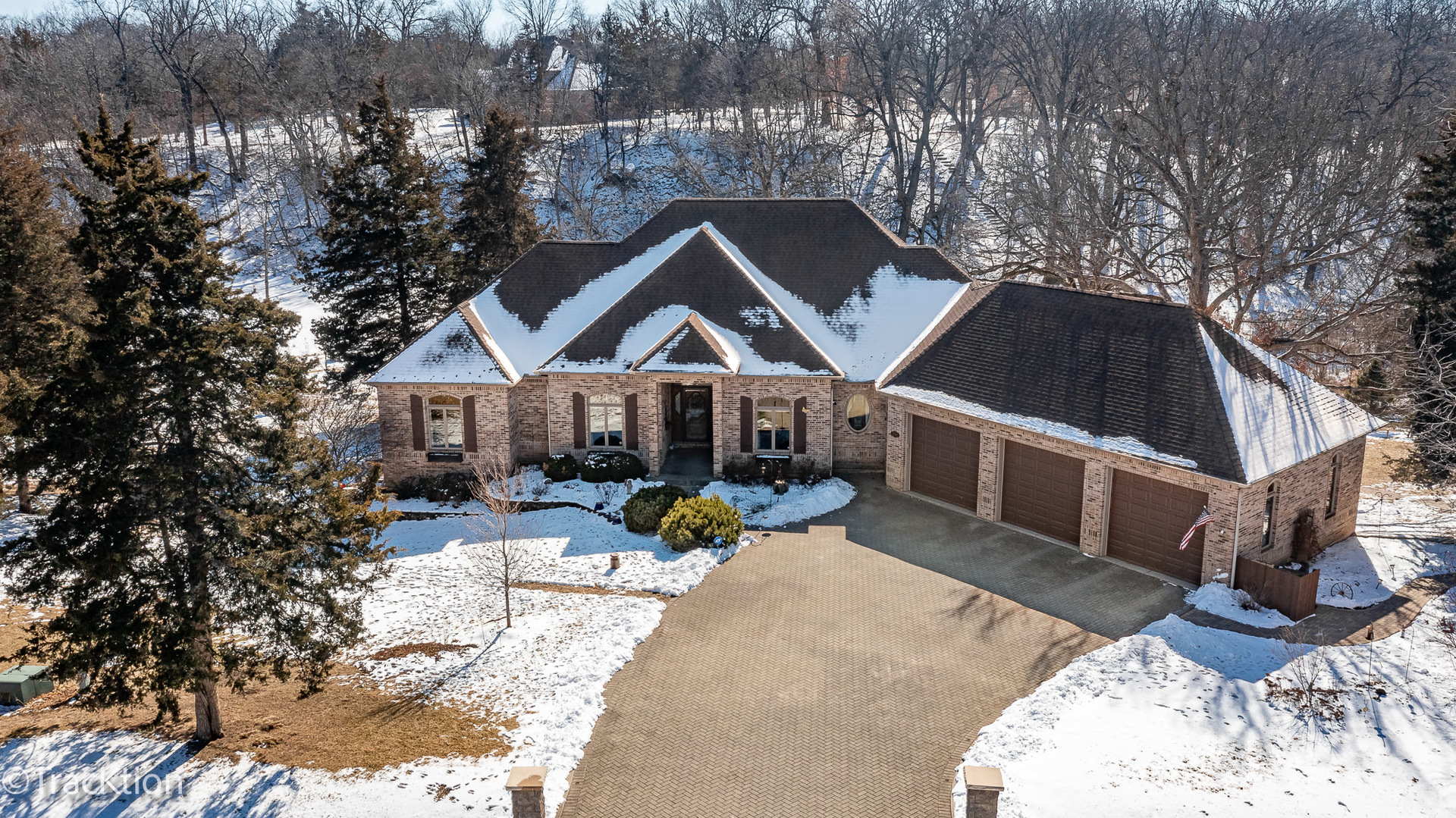 2596 N 3689th Road
