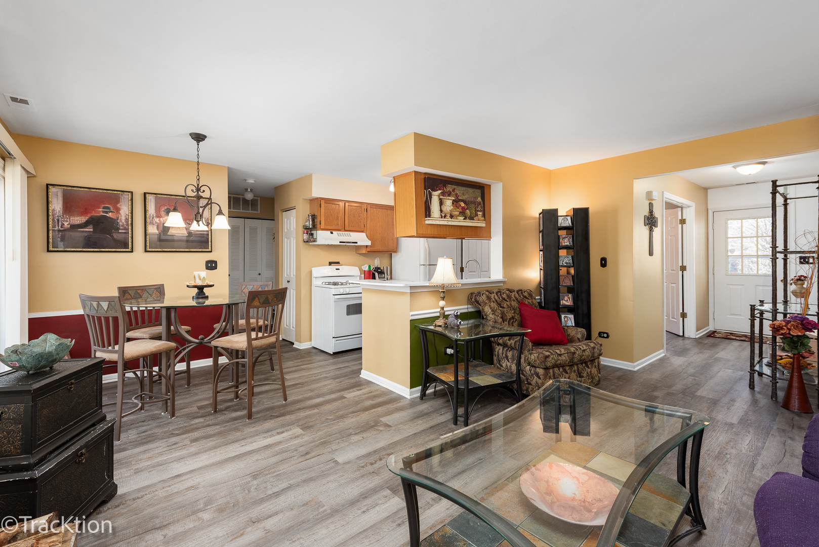 3306 GREENWICH Lane Unit: 3306