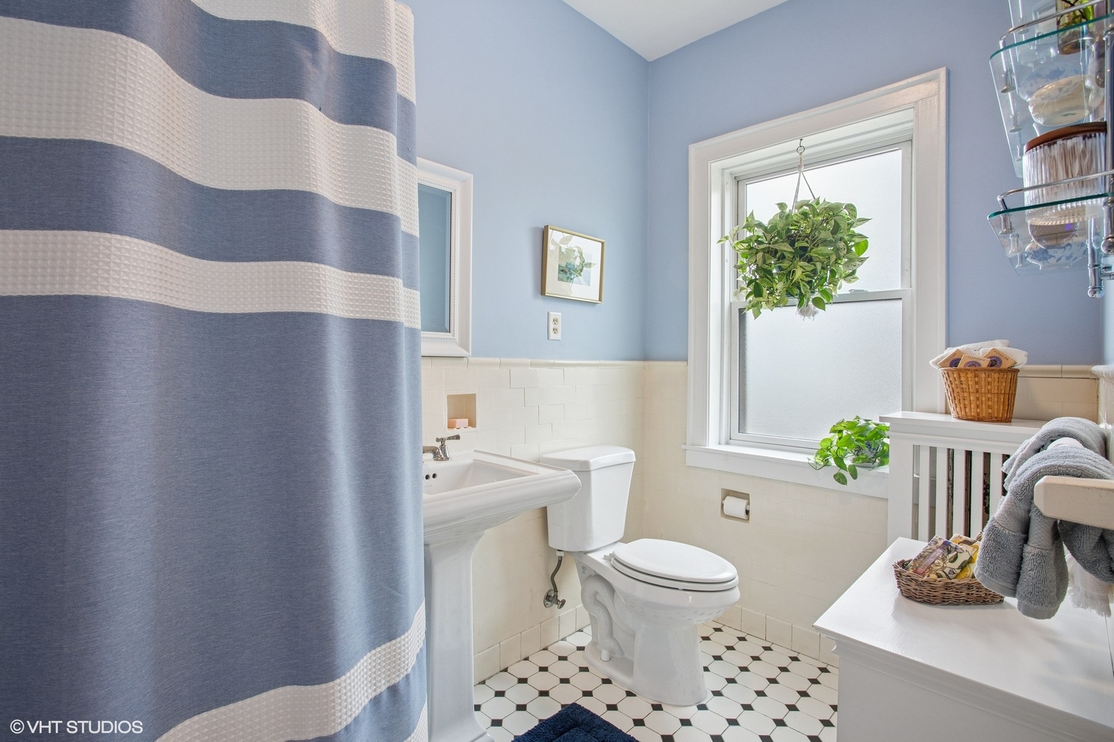 502 Sheridan Road Unit: 1W