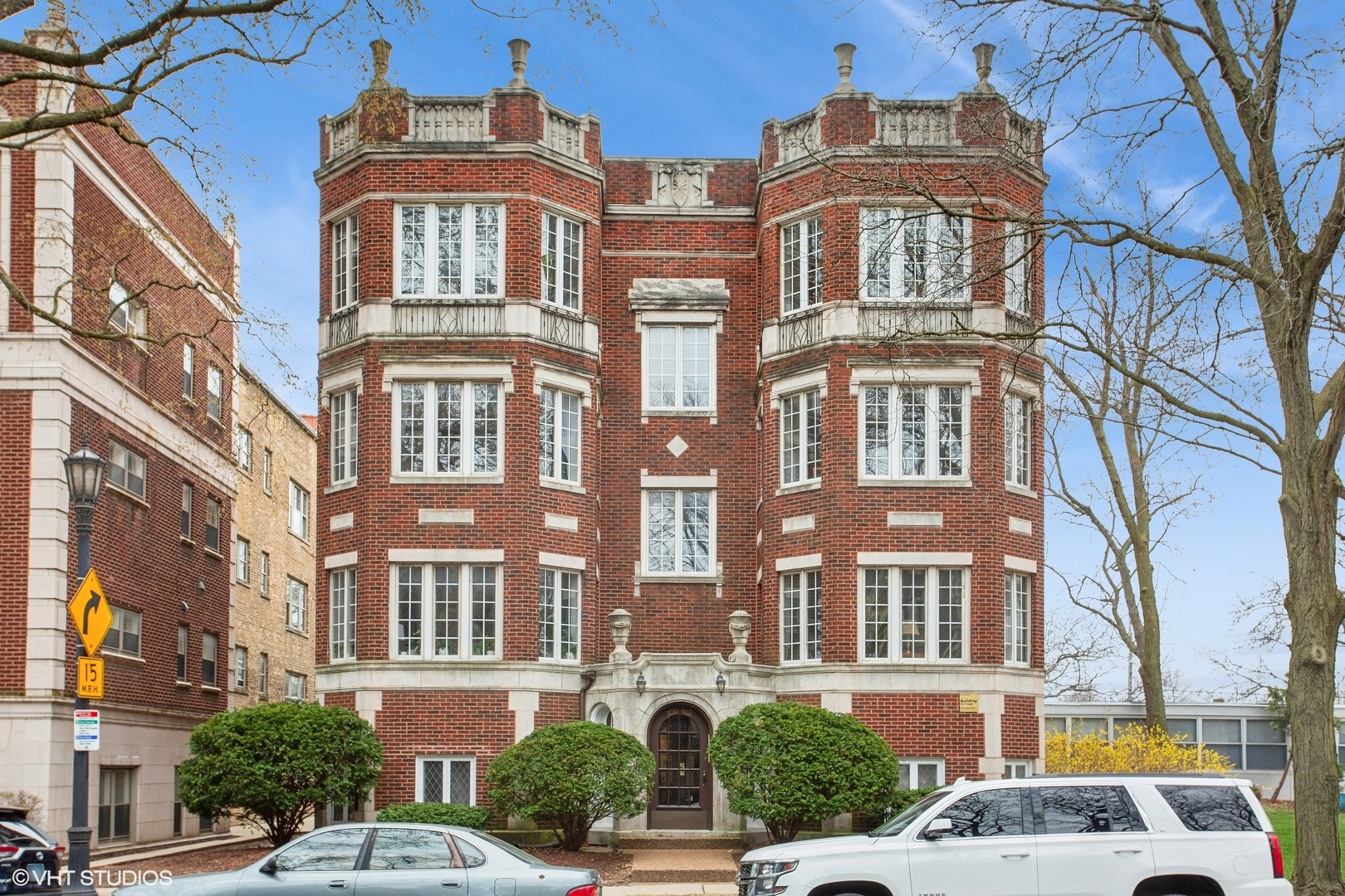 502 Sheridan Road Unit: 1W