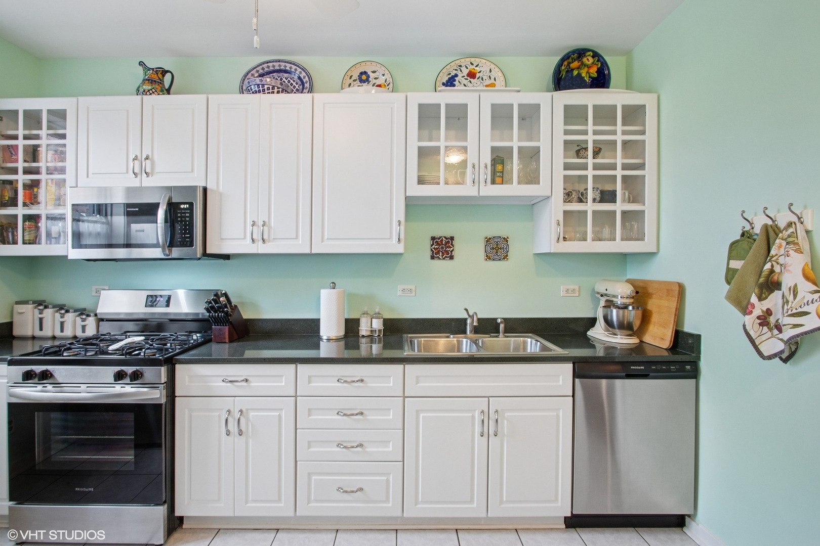 502 Sheridan Road Unit: 1W