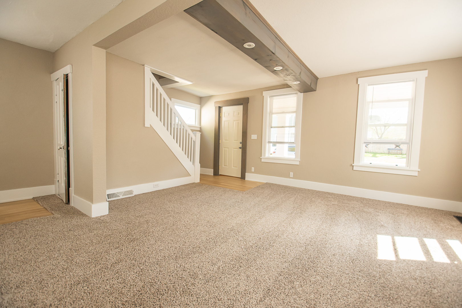 813 W 5th Street
