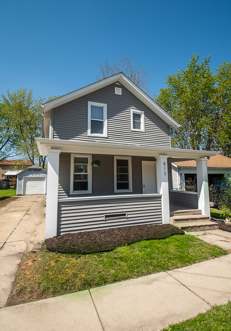 813 W 5th Street