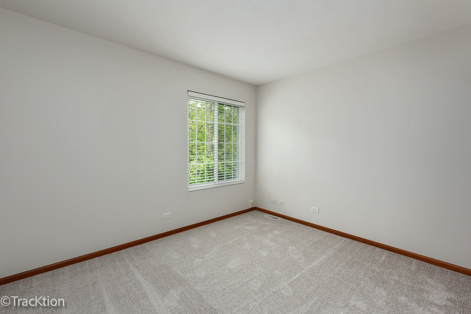 2424 Dawson Lane