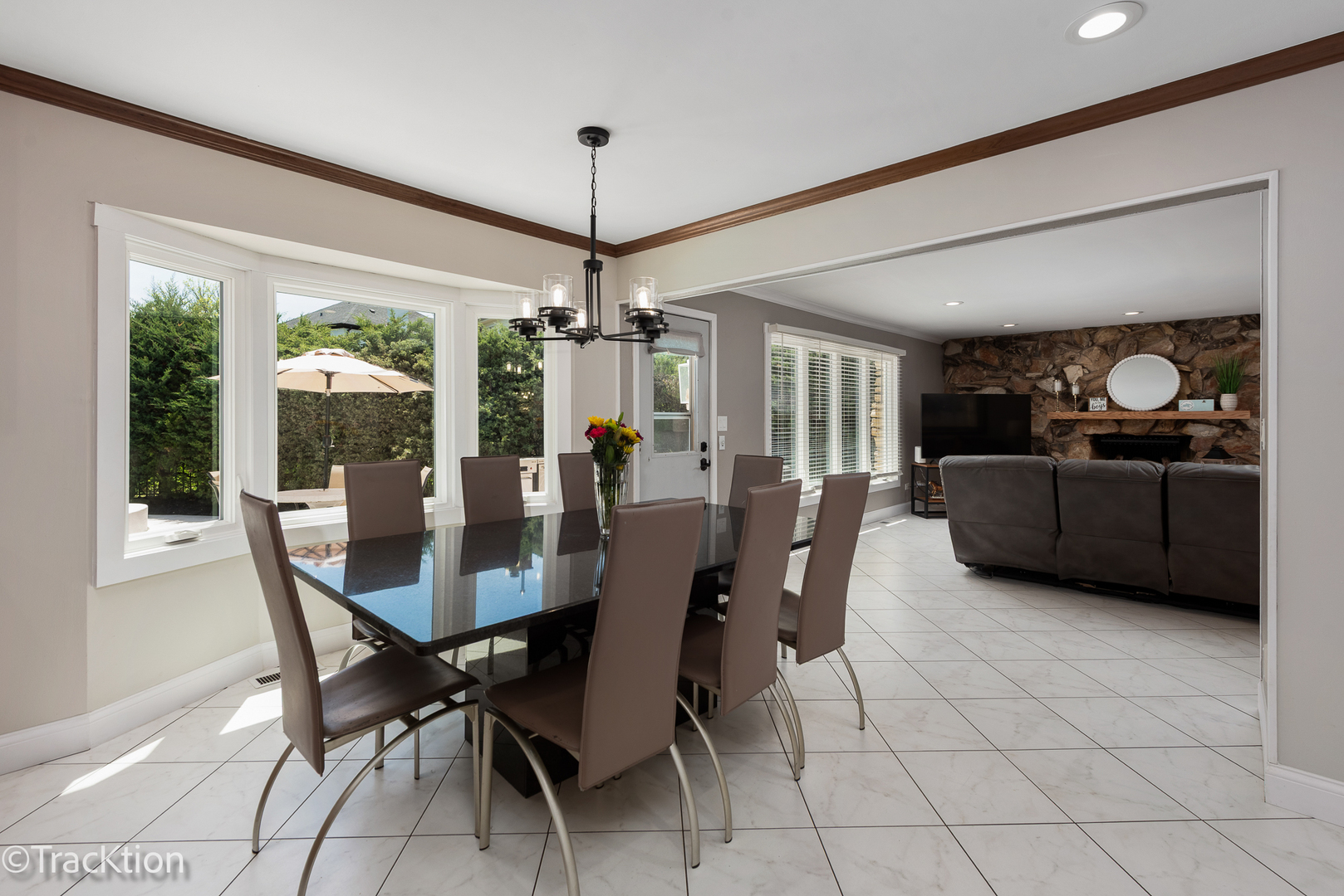 609 Ridgewood Court