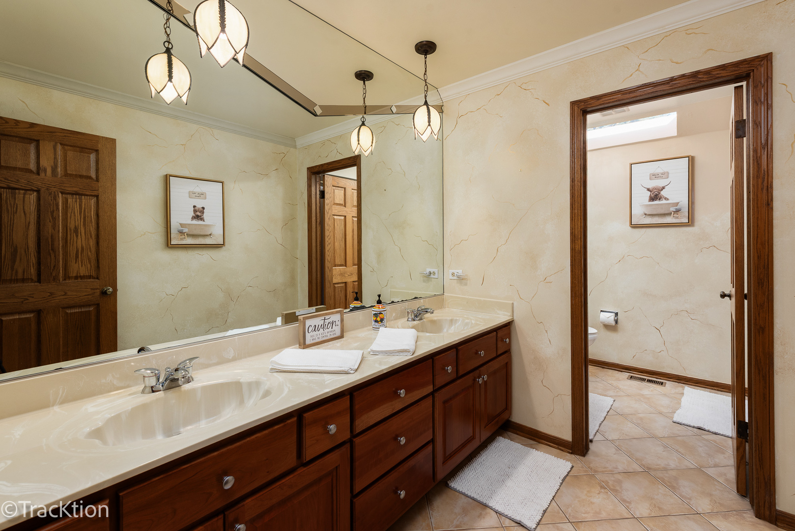 609 Ridgewood Court