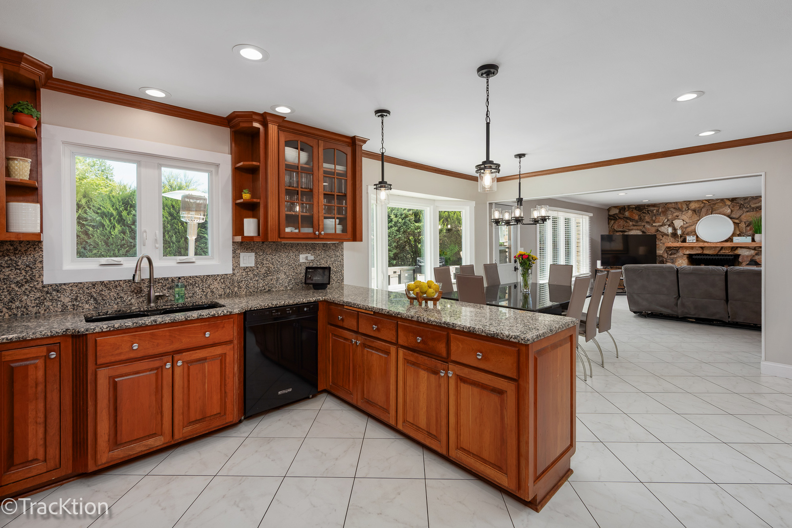 609 Ridgewood Court