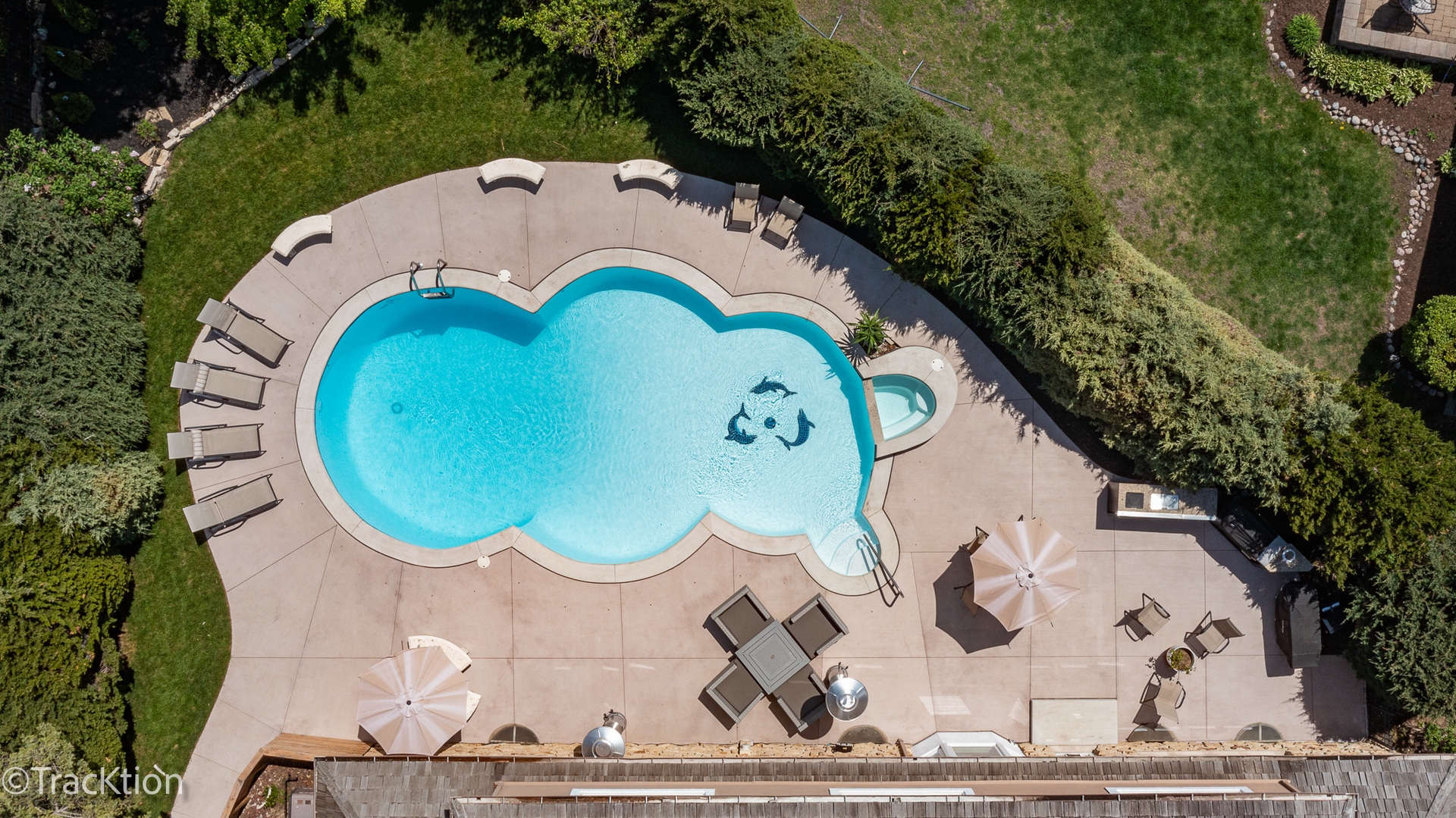 609 Ridgewood Court