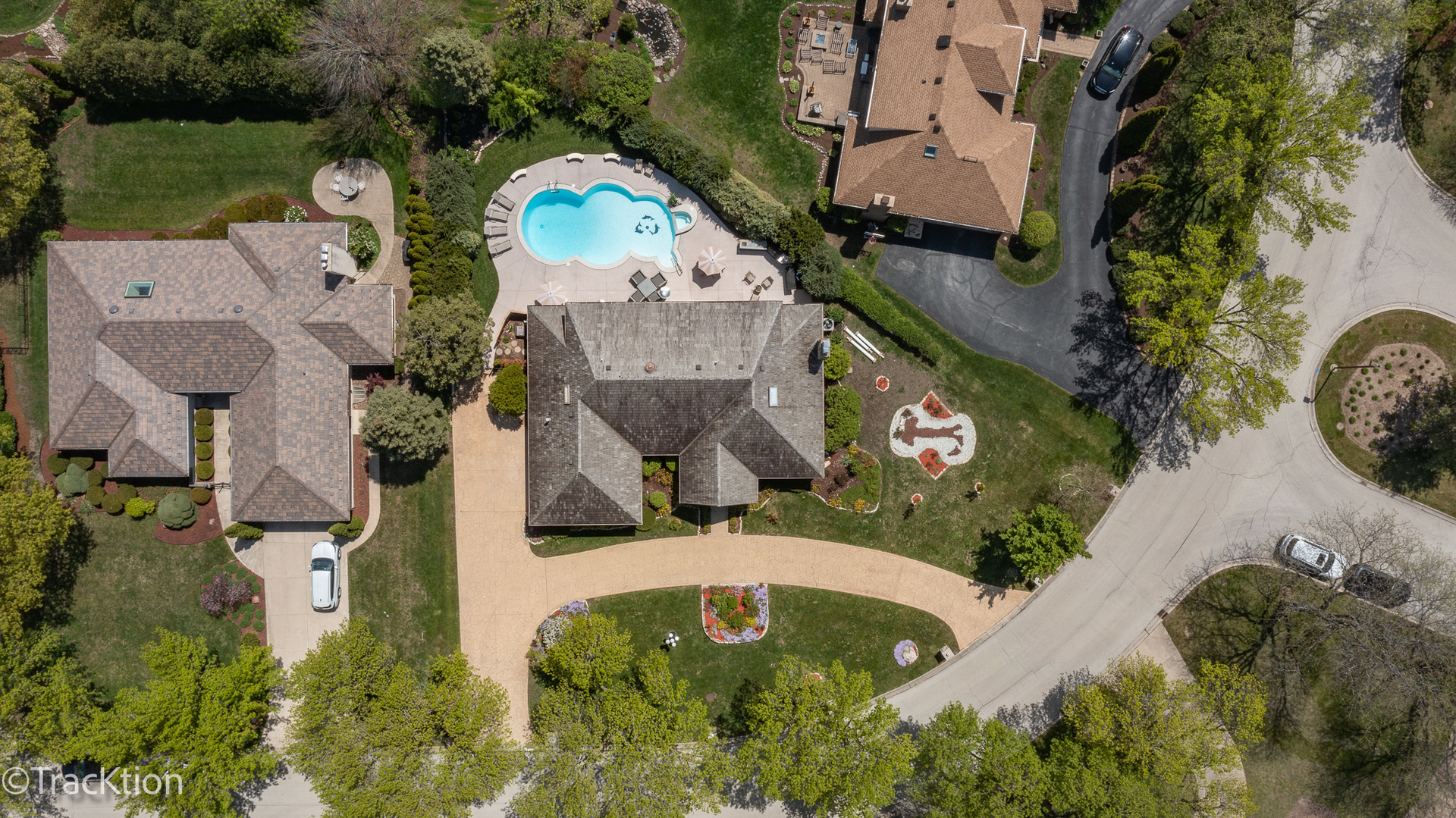 609 Ridgewood Court