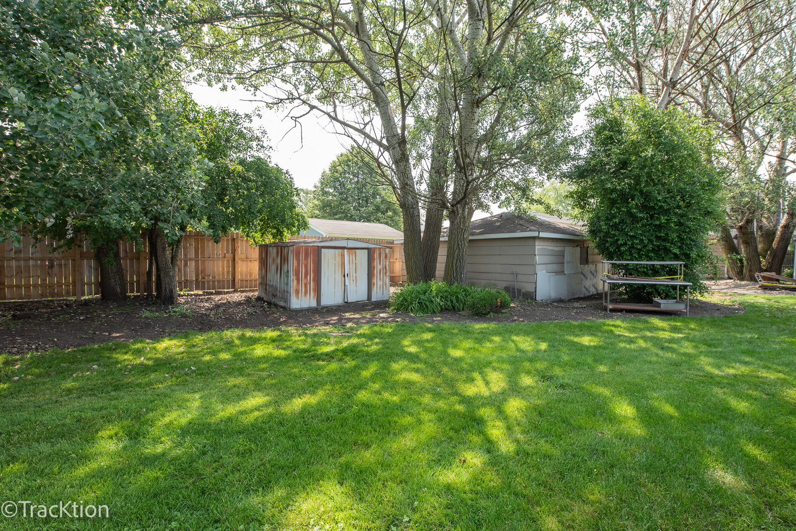 910 E Krage Drive