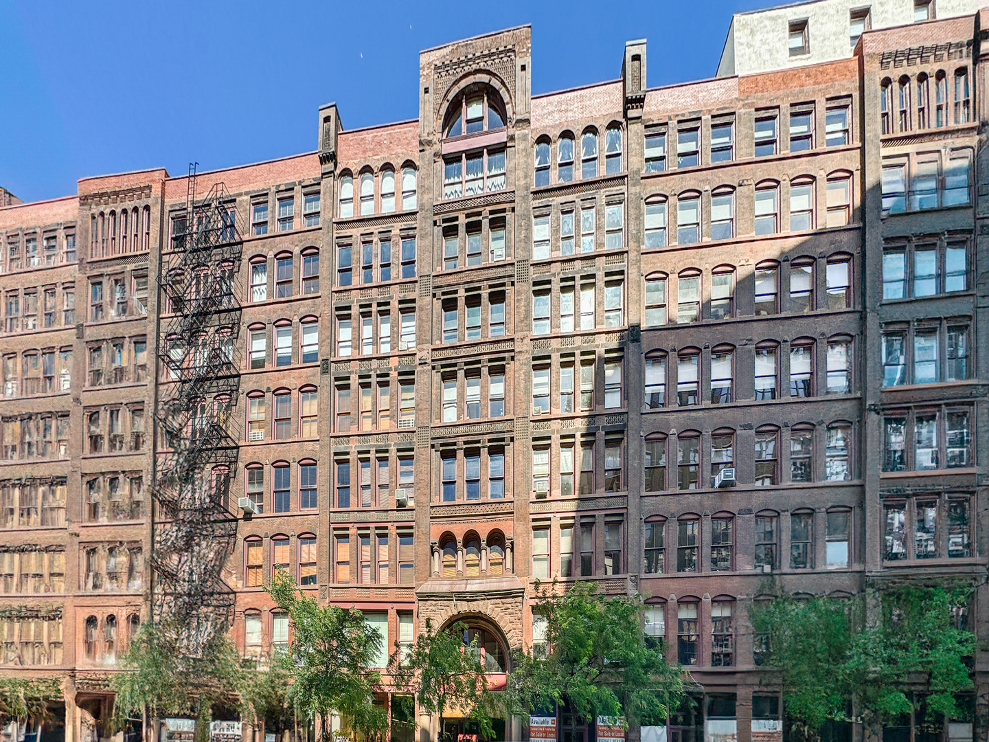 711 S Dearborn Street Unit: 201-303