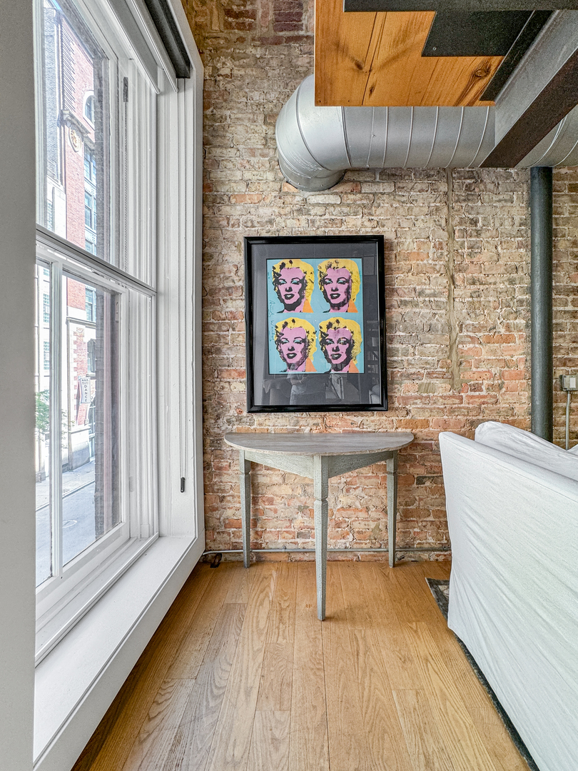 711 S Dearborn Street Unit: 201-303