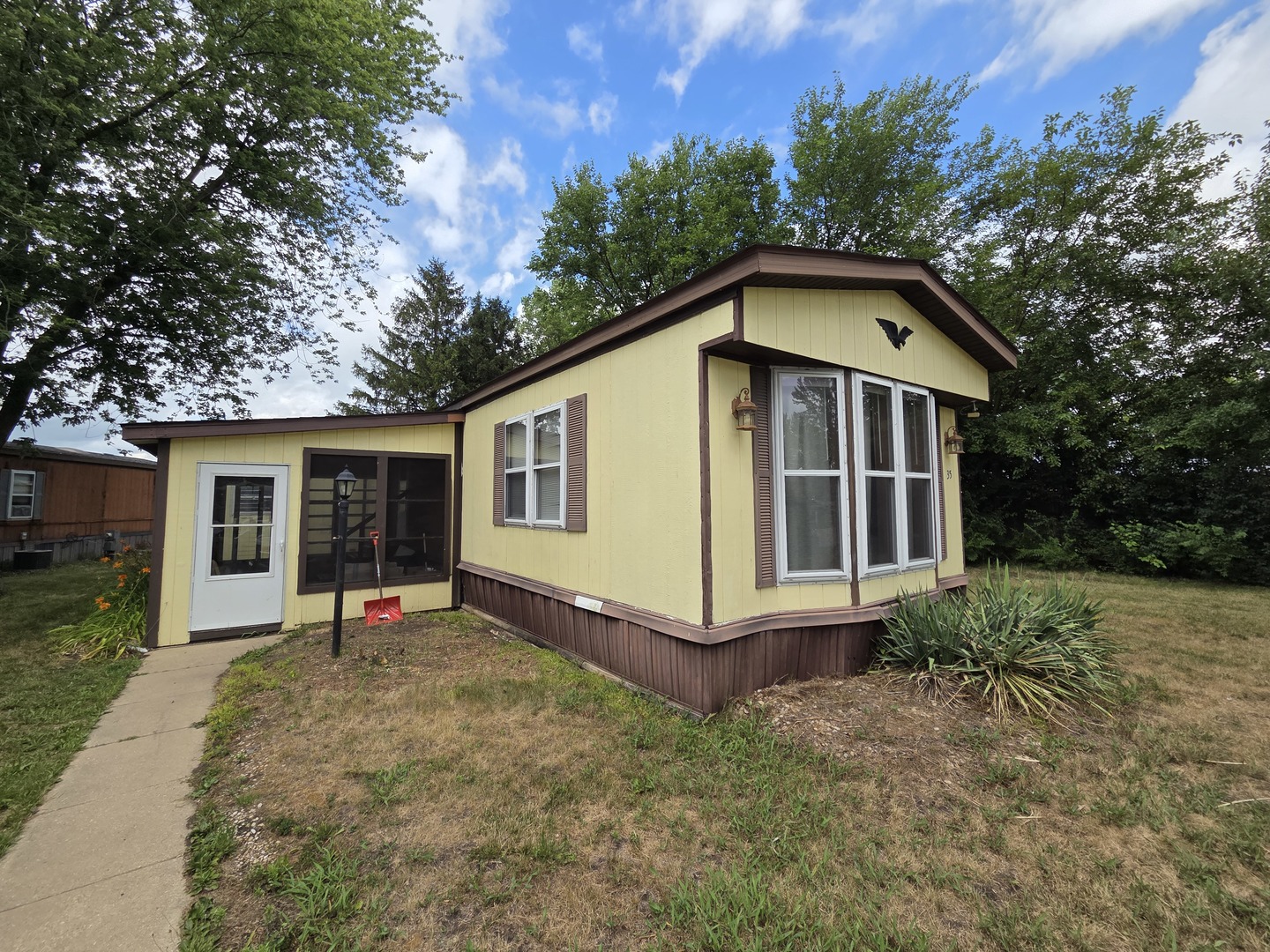 35 Arlington Drive
