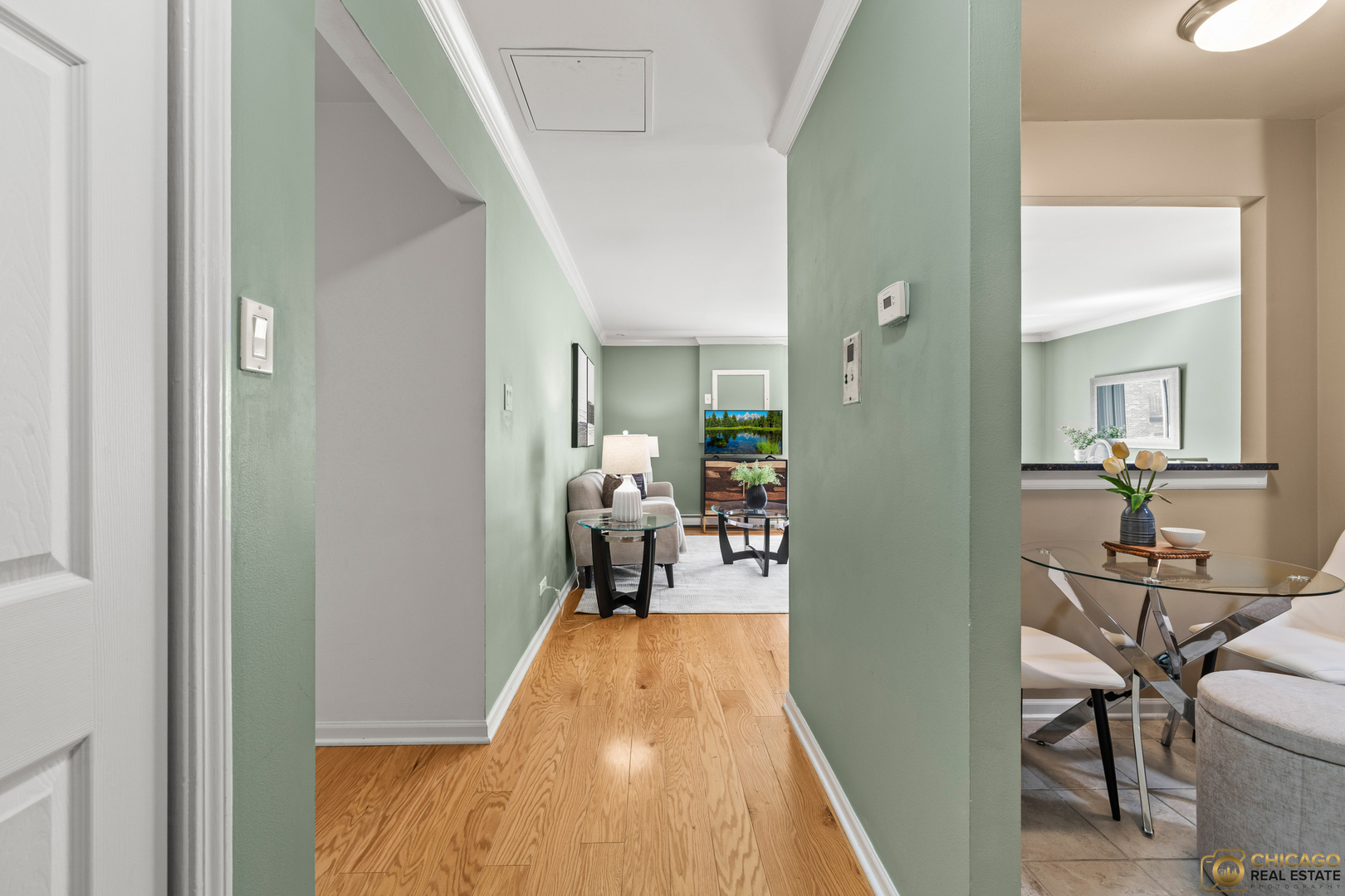 4900 Forest Avenue Unit: 205