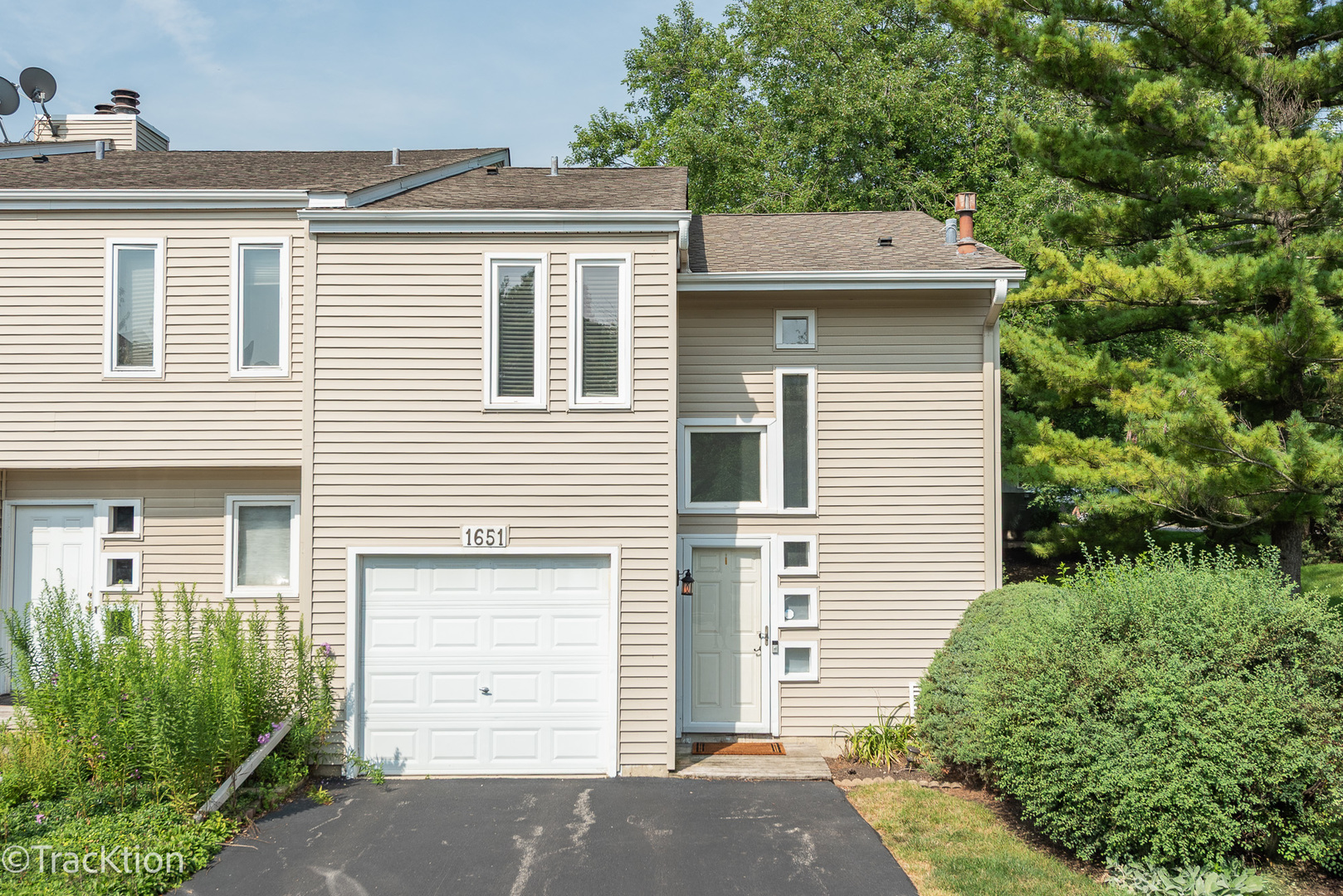 1651 Cove Court