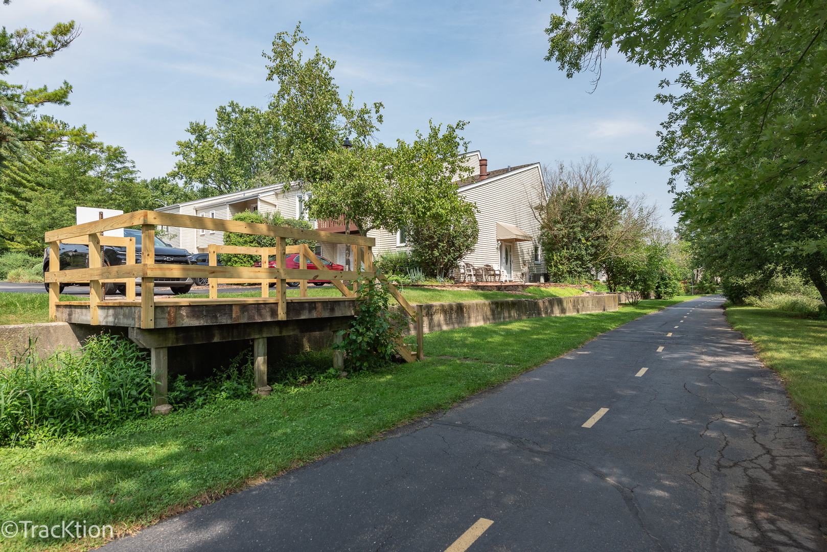 1651 Cove Court