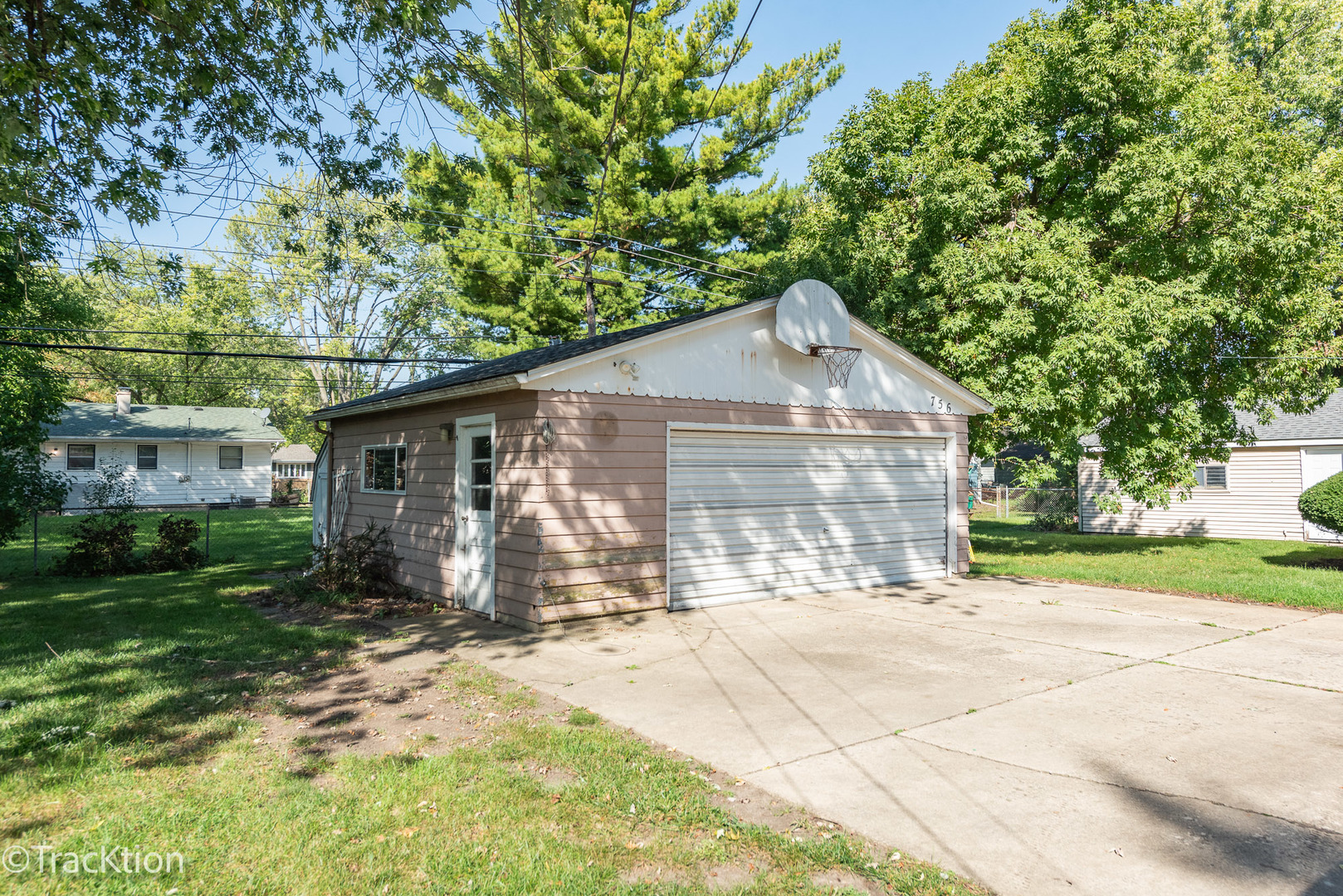 756 N Edgelawn Drive