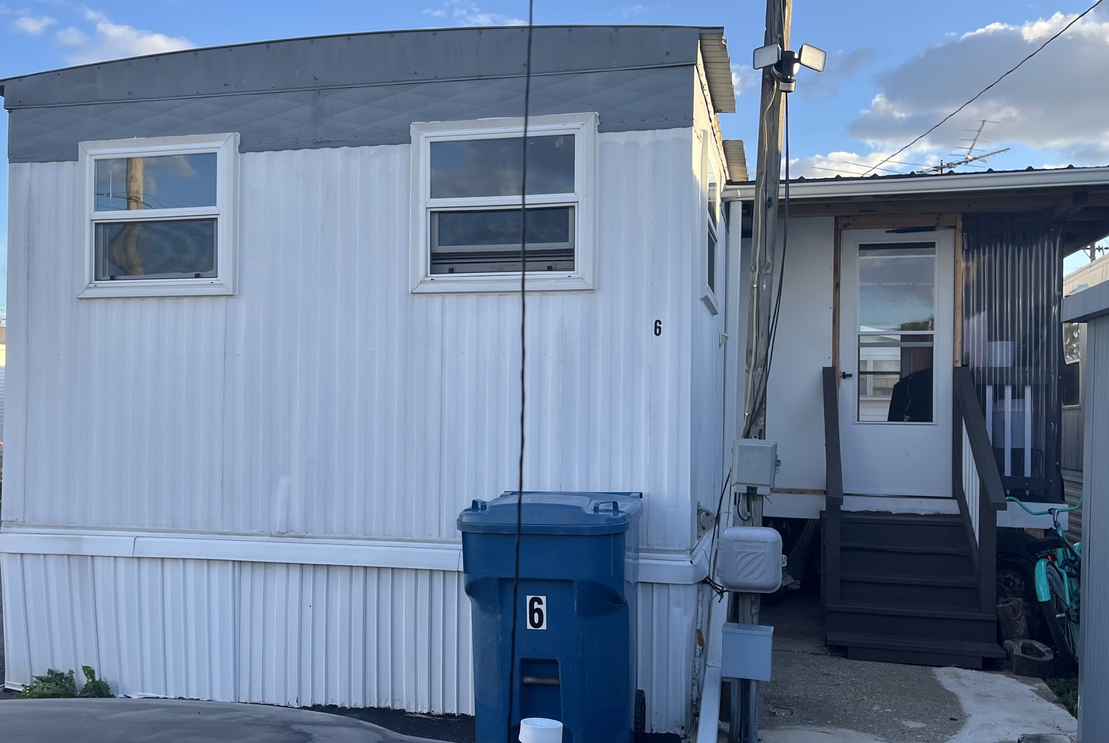 9001 S Cicero Avenue Unit: 6