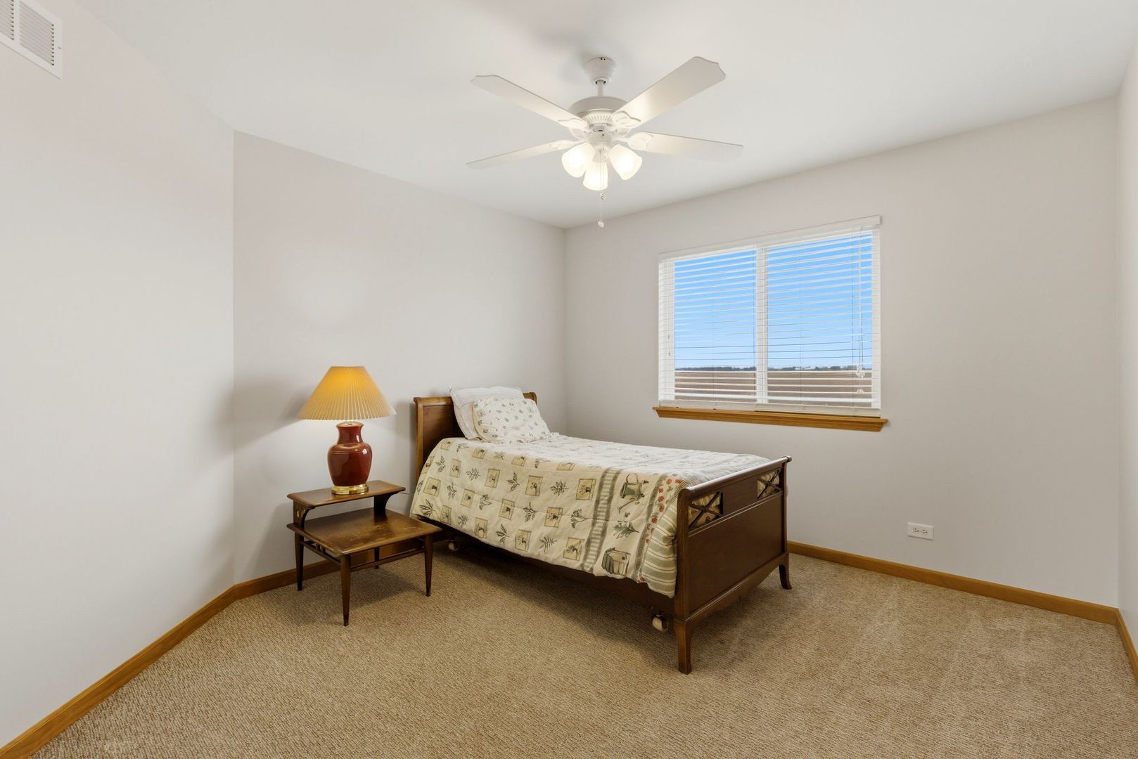 2932 Shetland Lane