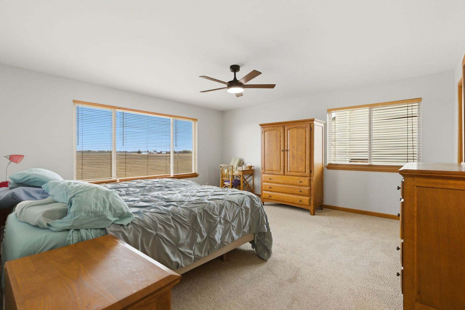 2932 Shetland Lane