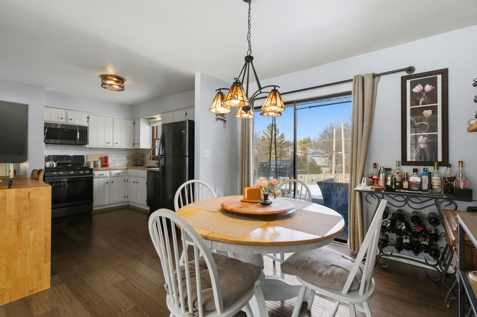 29W200 Forest Avenue