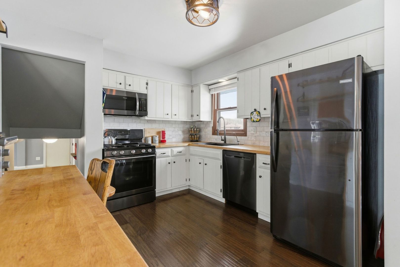 29W200 Forest Avenue