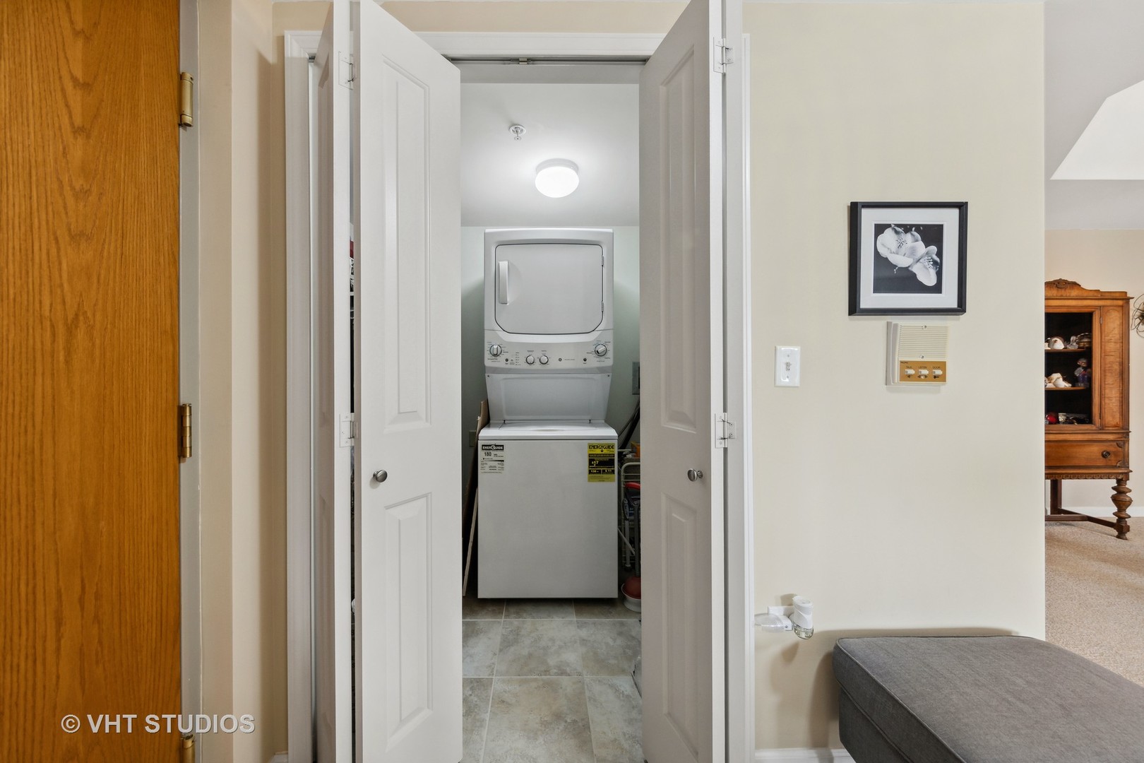8505 Woodward Avenue Unit: 204