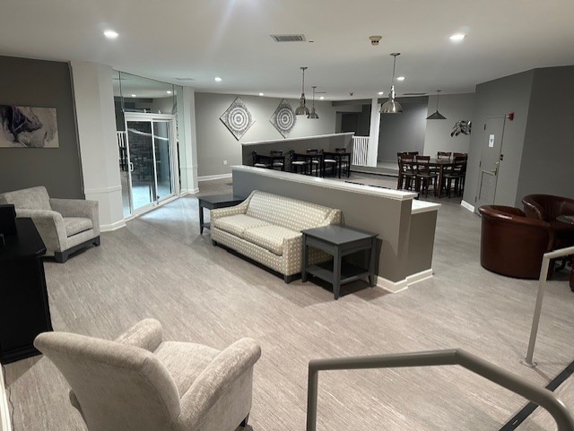 120 Lakeview Drive Unit: 109