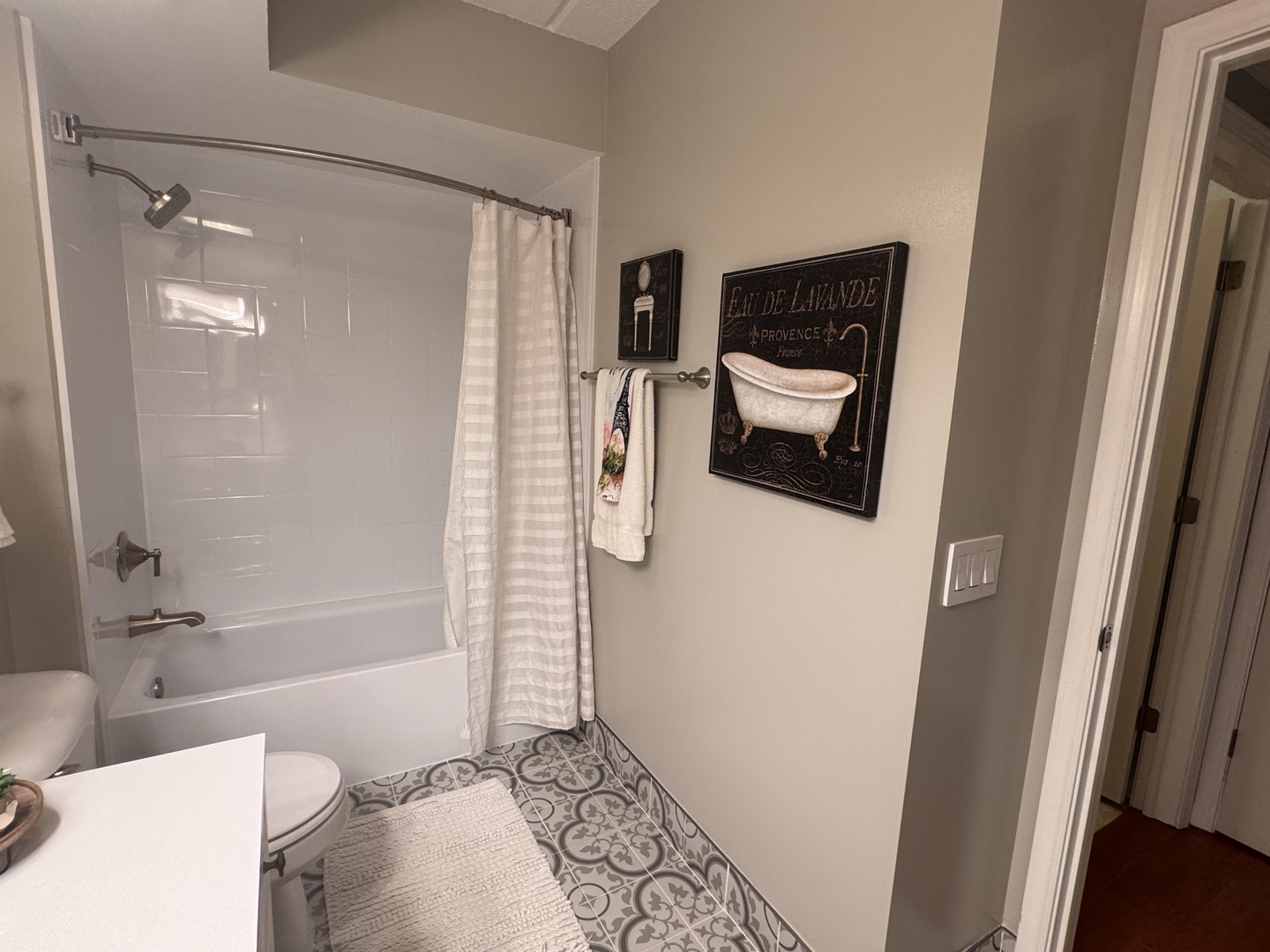 1378 Perry Street Unit: 412