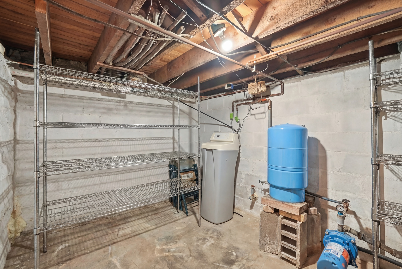 2547 Reynolds Road