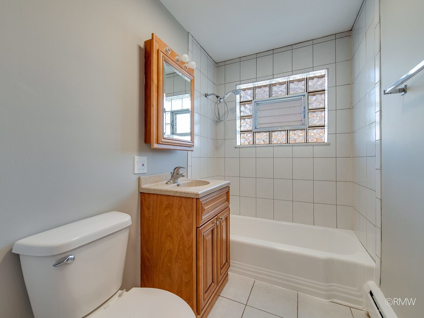 17 N Charlotte Street Unit: L