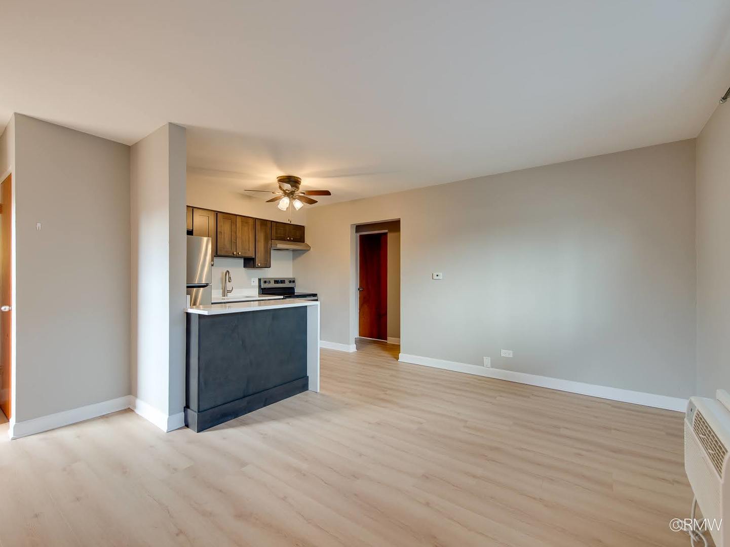 17 N Charlotte Street Unit: L