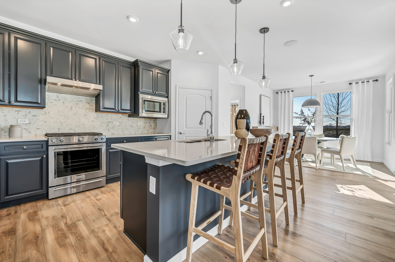 3264 Oak Creek Lane