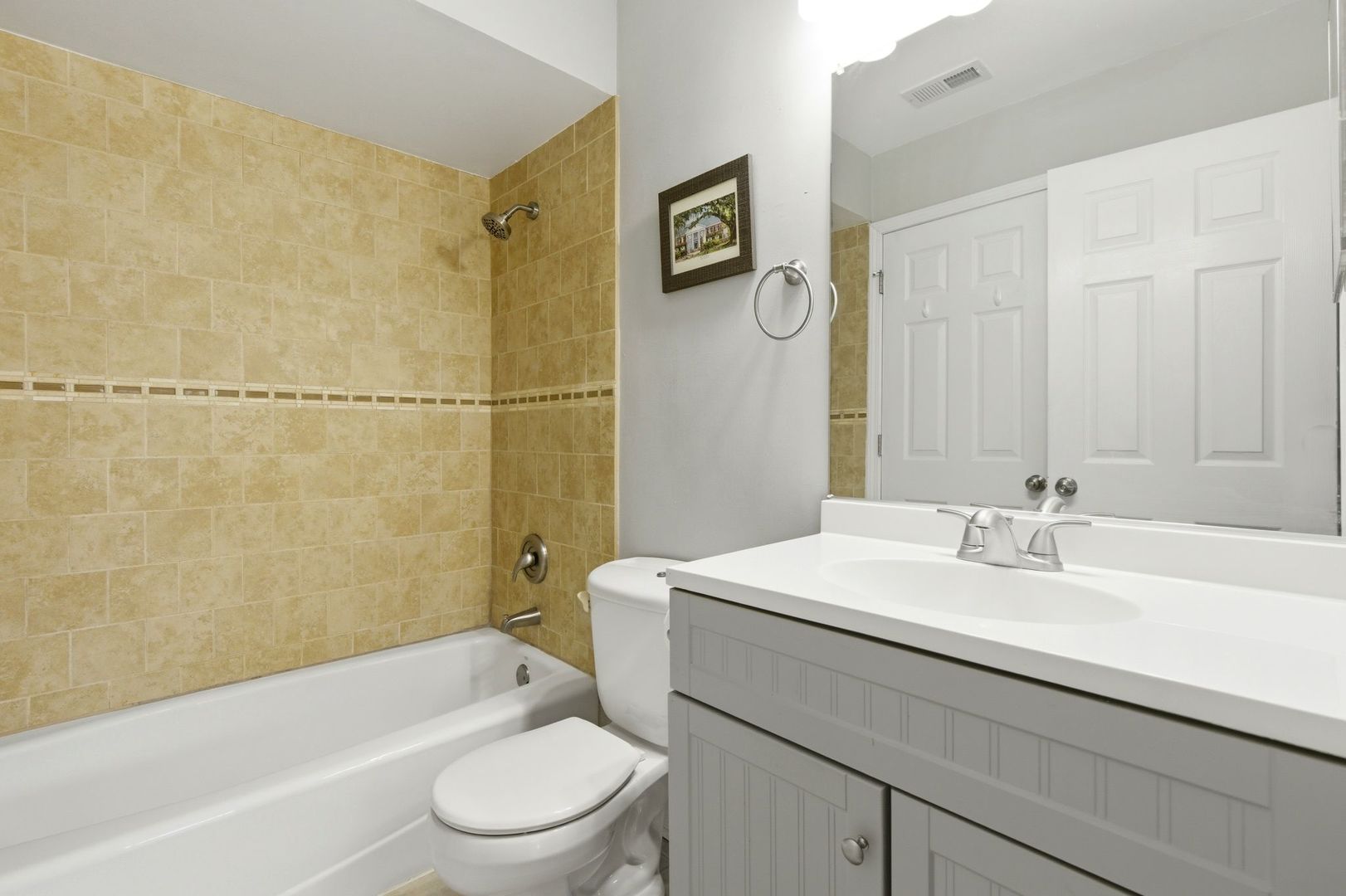 37 E Hickory Street Unit: D
