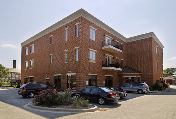 229 S Main Street Unit: 2E