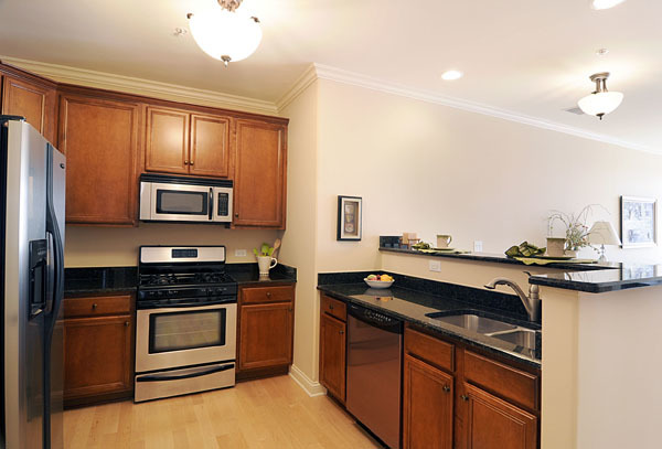 229 S Main Street Unit: 2E