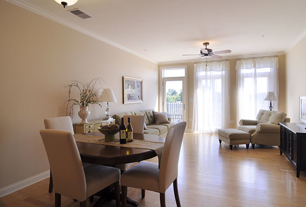 229 S Main Street Unit: 2E