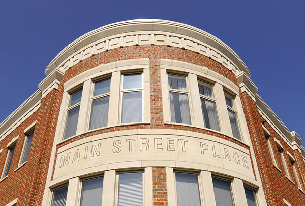 229 S Main Street Unit: 2E