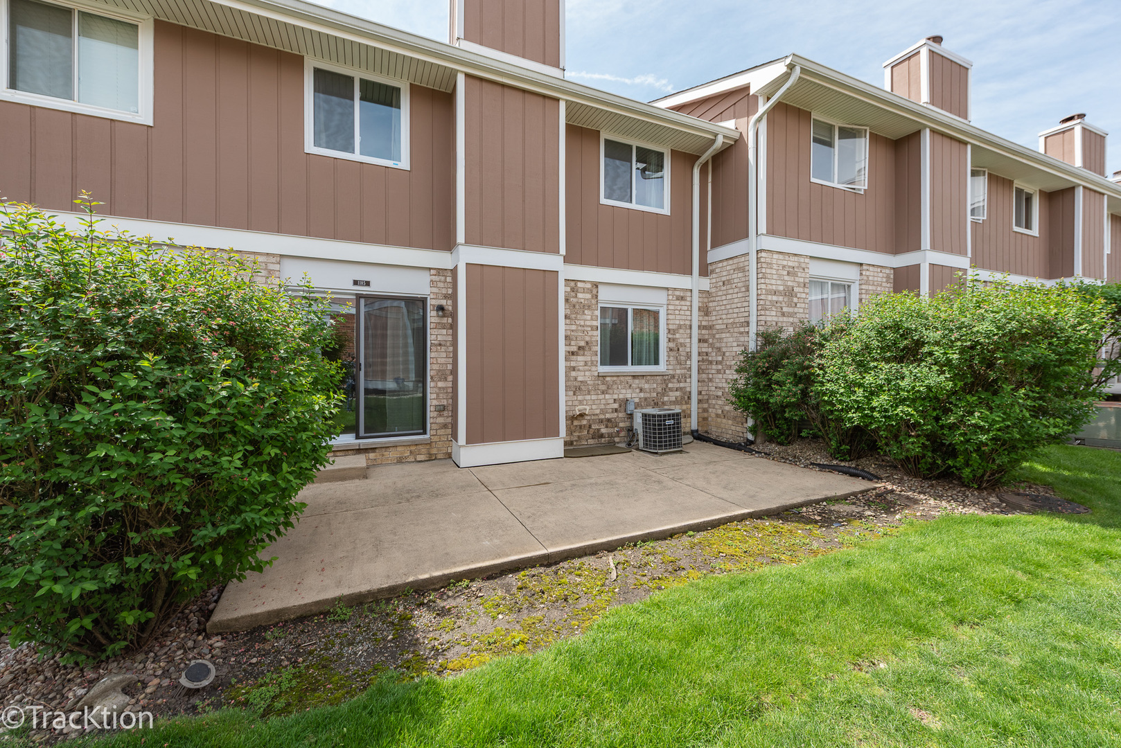 1185 Leicester Court
