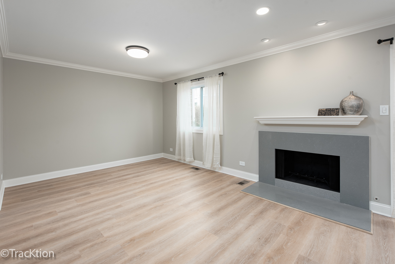1185 Leicester Court