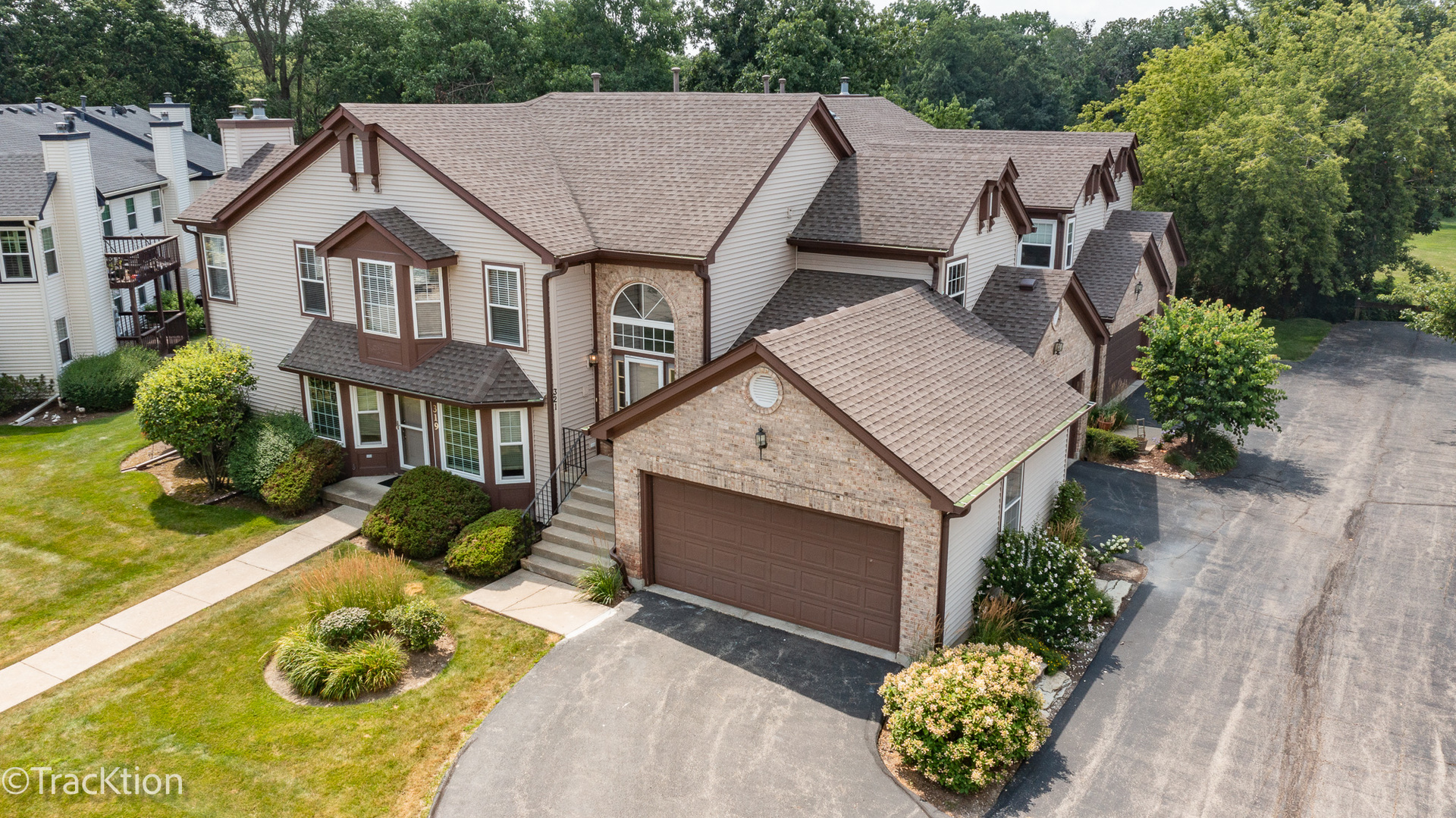 321 Kresswood Drive Unit: 6D