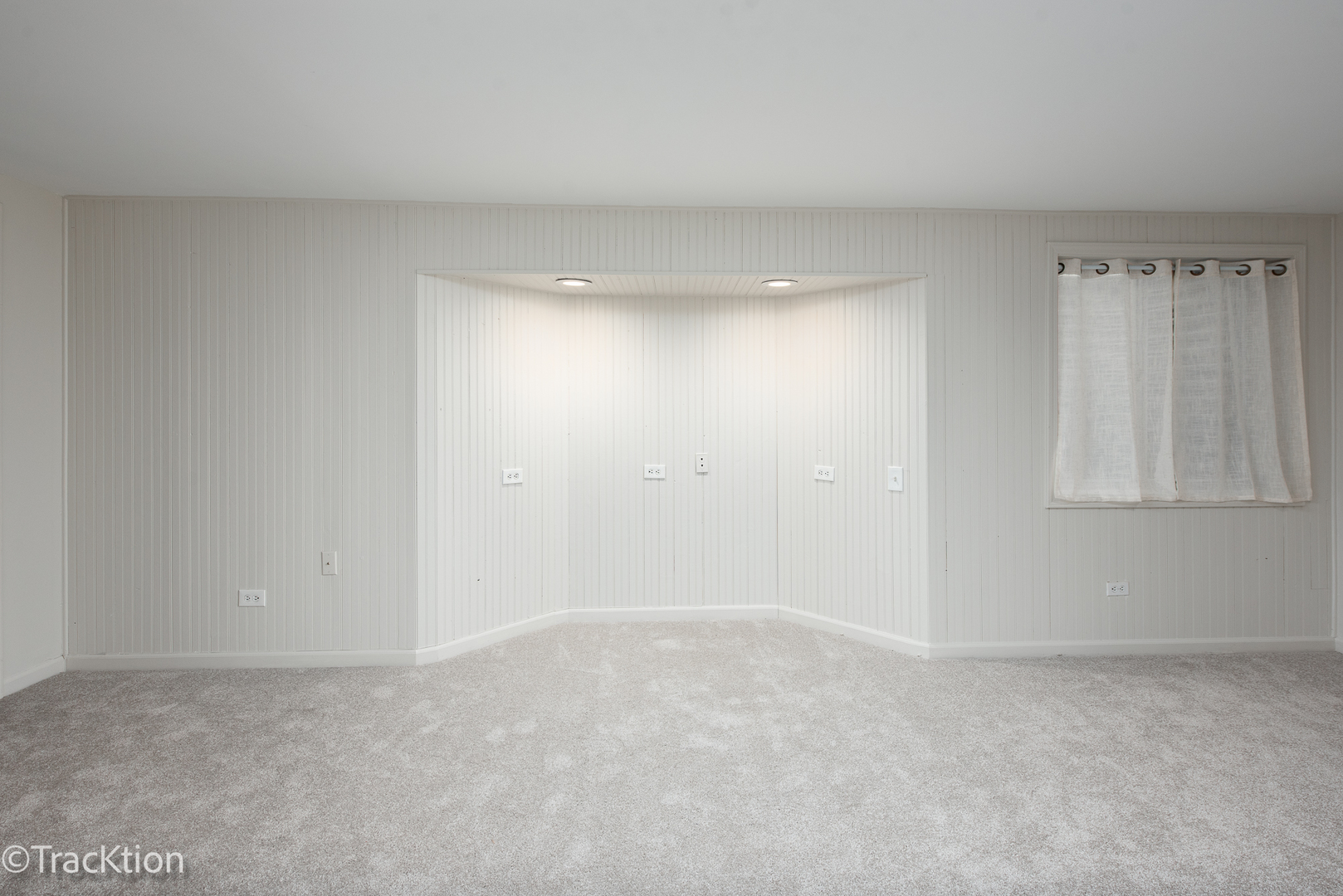 321 Kresswood Drive Unit: 6D