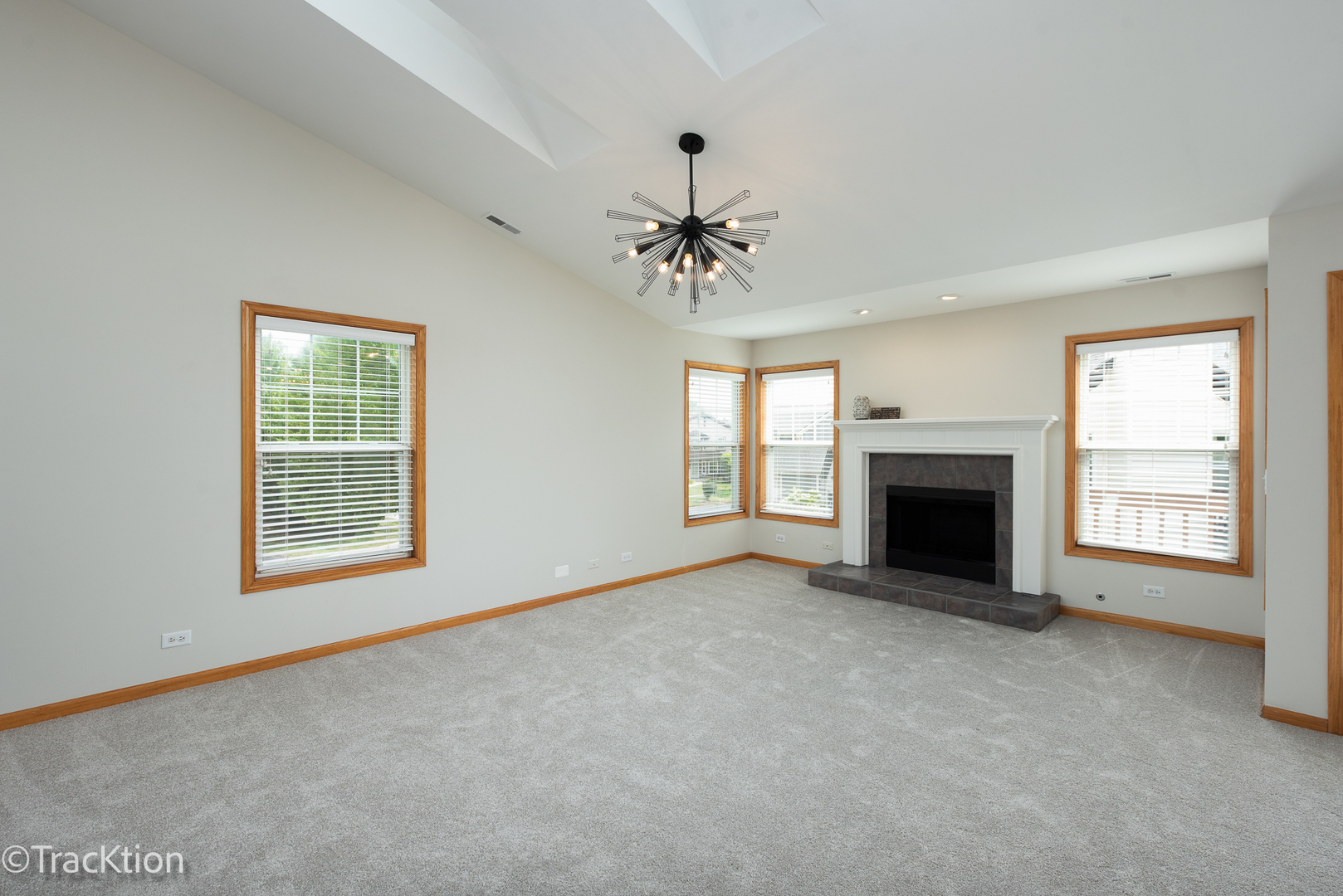 321 Kresswood Drive Unit: 6D