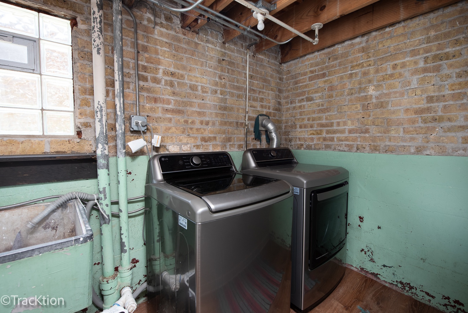 5034 W Argyle Street Unit: 2