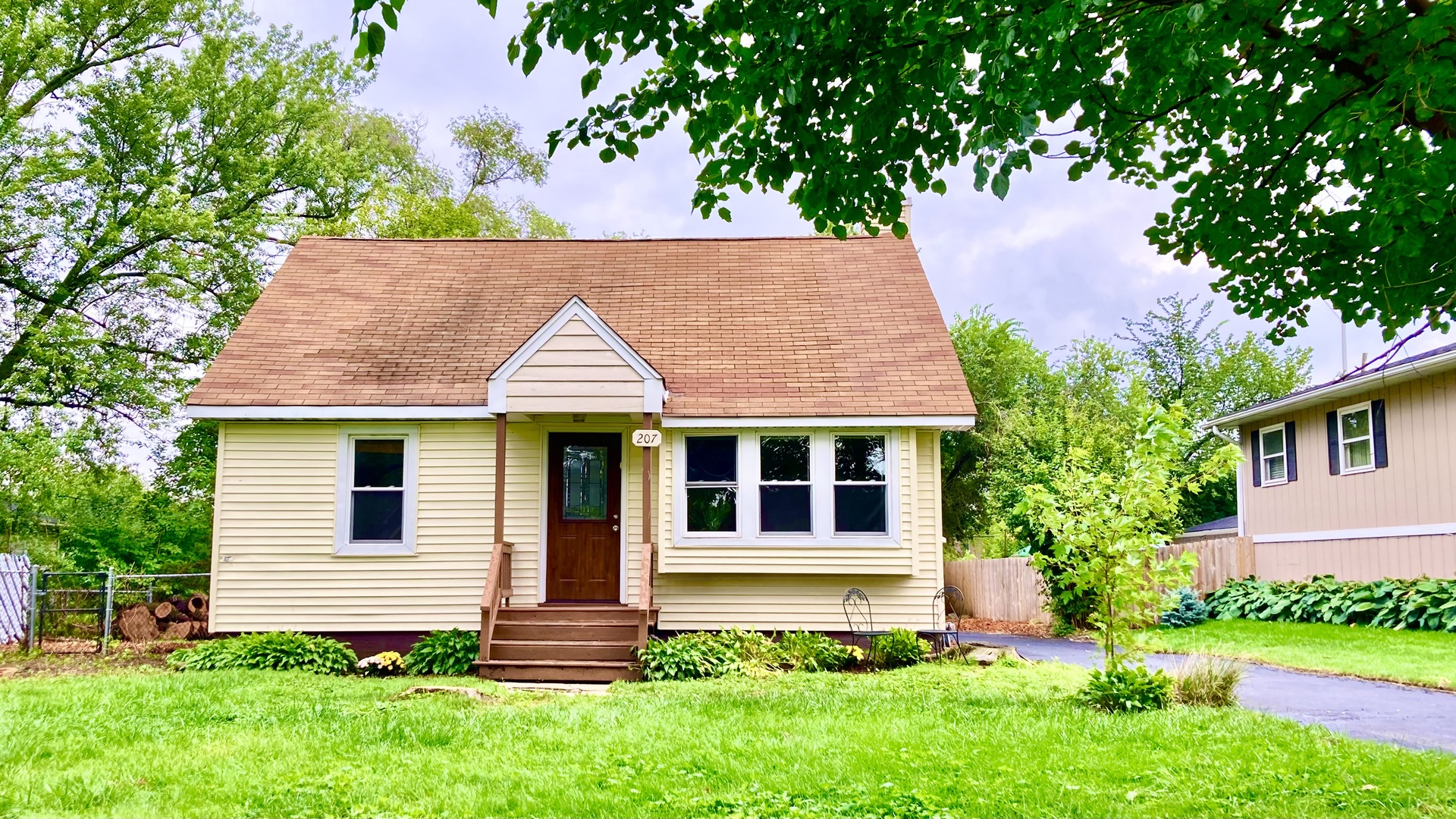 207 Village Road