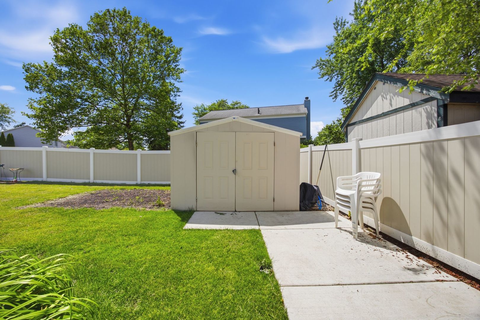 702 Hickory Lane